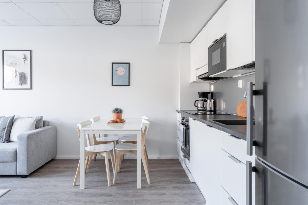Modern 2Br Apartment With Balcony & Central Location - Hosted By 2Ndhomes 坦佩雷 外观 照片